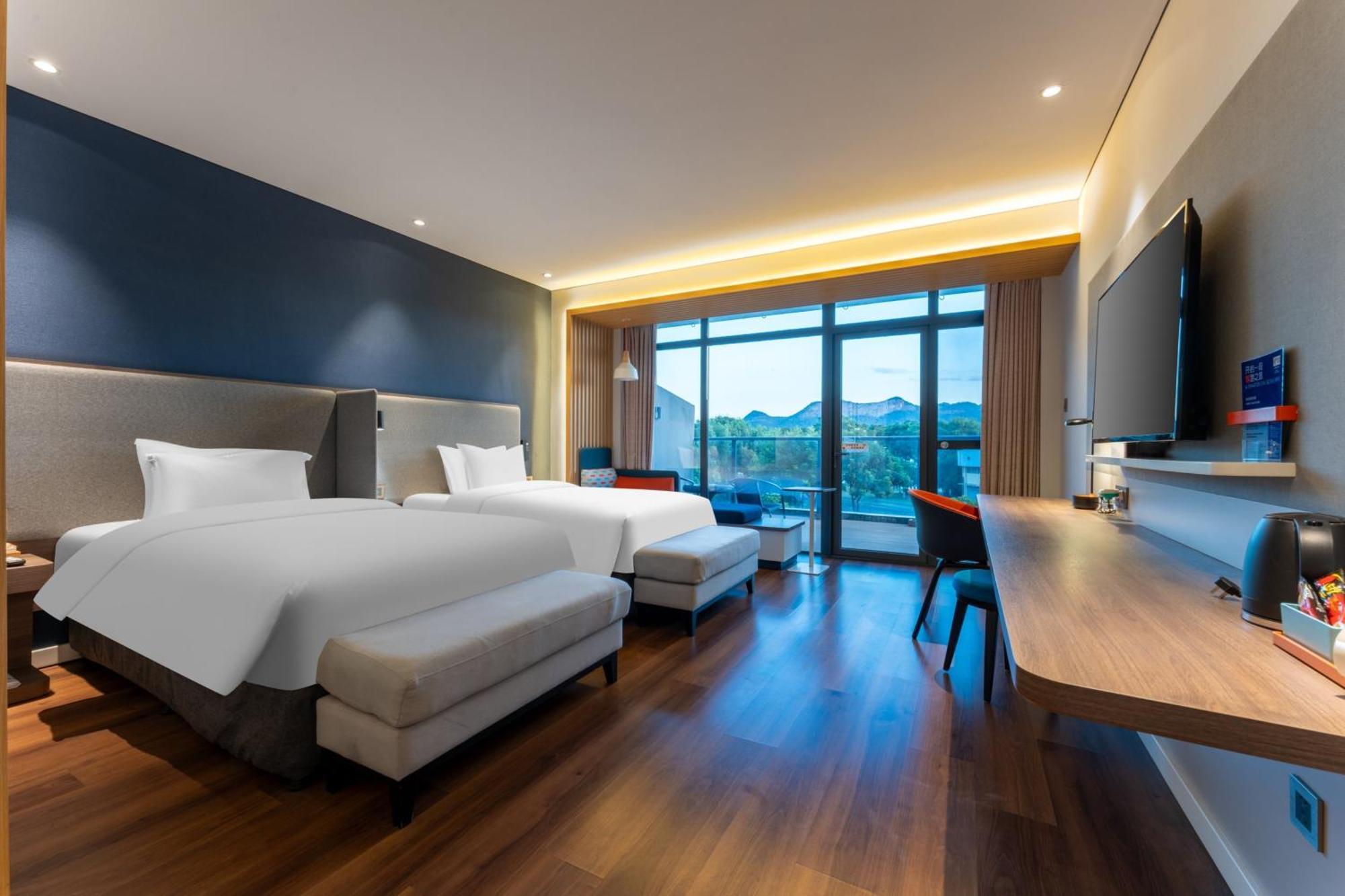 Holiday Inn Express Yichang Riverside By Ihg Dış mekan fotoğraf