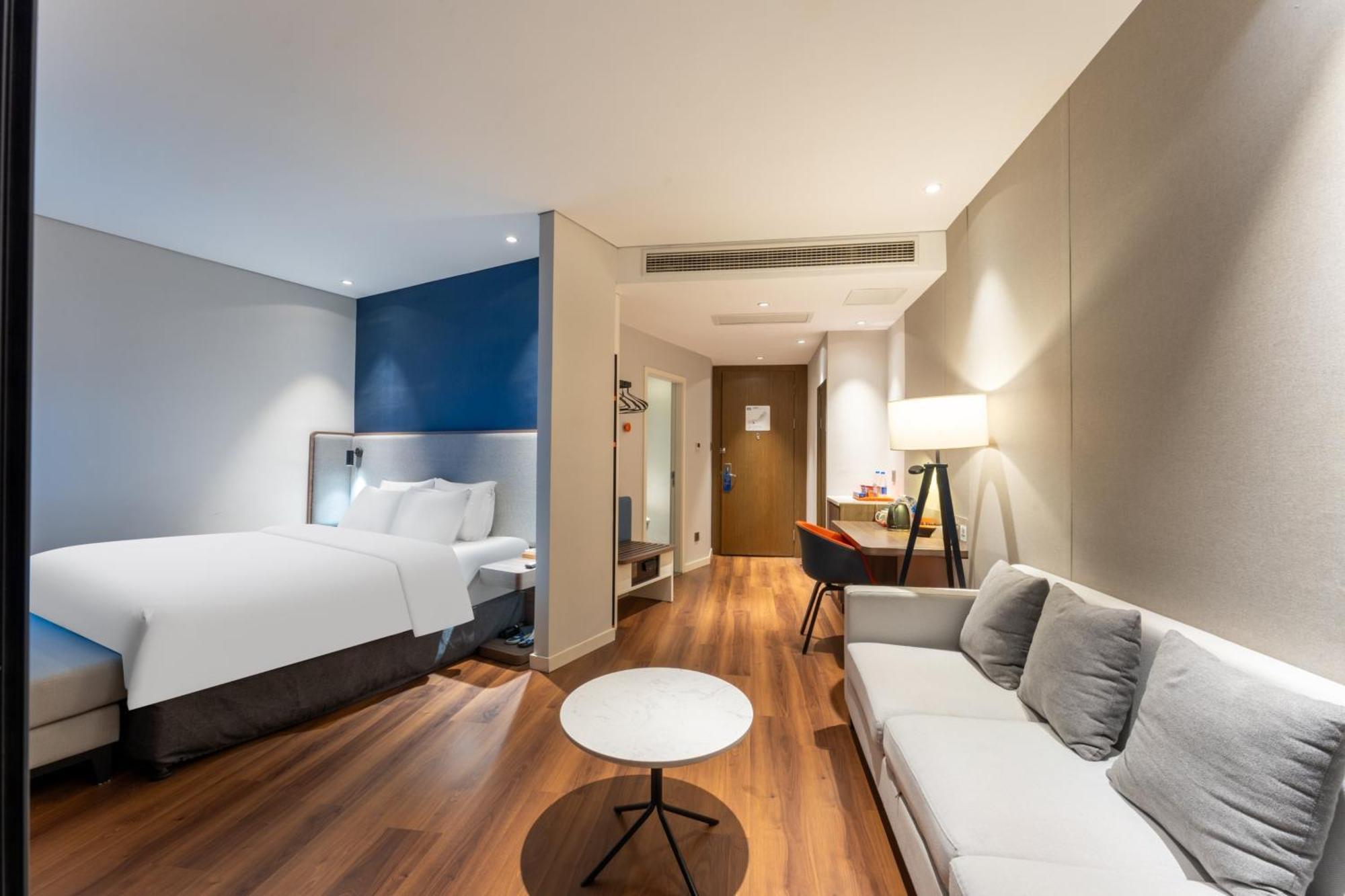 Holiday Inn Express Yichang Riverside By Ihg Dış mekan fotoğraf